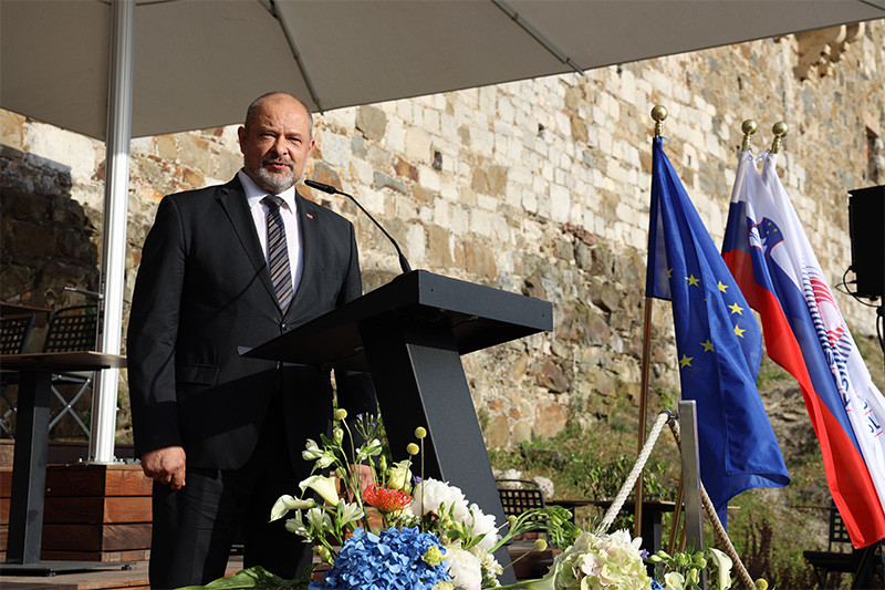 Alojz KMovšca, predsednik DS RS. Poletni sprejem Obrtno-podjetniške zbornice Slovenije<br>(Avtor: Milan Skledar)