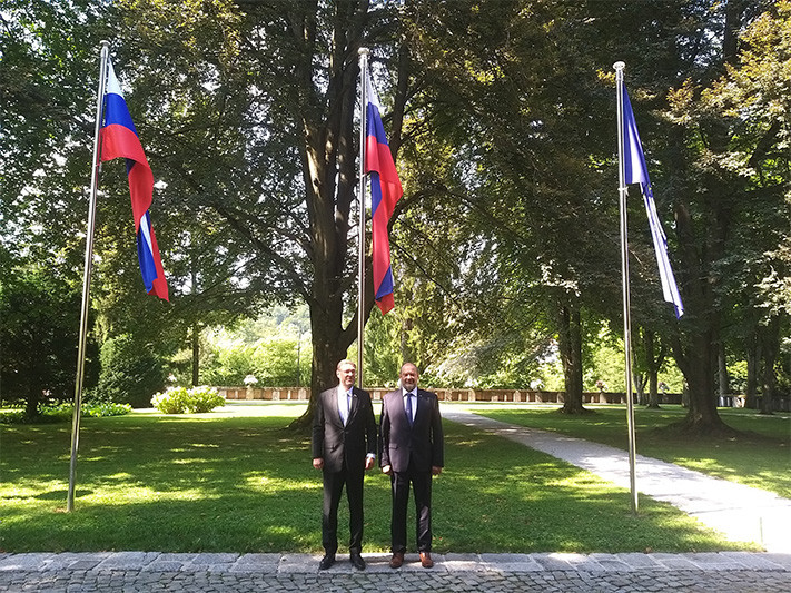 Predsednik Državnega sveta RS Alojz Kovšca in podpredsednik Sveta federacije Federalnega zbora Ruske federacije Konstantin Kosačov.  Srečanje delegacije Državnega sveta z delegacijo Ruske federacije<br>(Avtor: Milan Skledar)