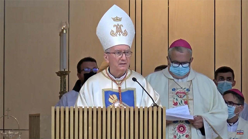 Sveta maša za Evropo na Brezjah, ki jo je daroval za Evropo in vse njene prebivalce državni tajnik Svetega sedeža, kardinal Pietro Parolin<br>(Avtor: Milan Skledar (posnetek zaslona Nova24TV))