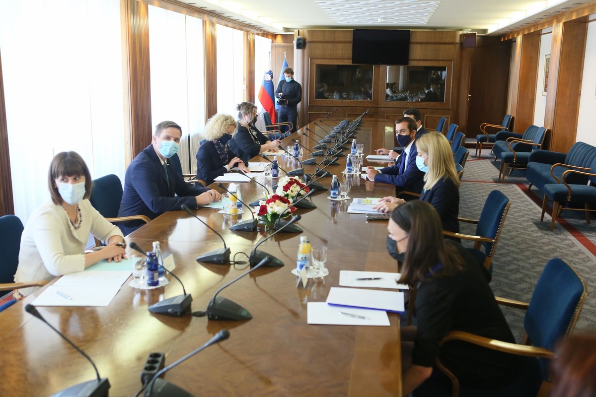 Srečanje s prvo podpredsednico Evropskega parlamenta<br>(Avtor: Matija Grah / DZ)
