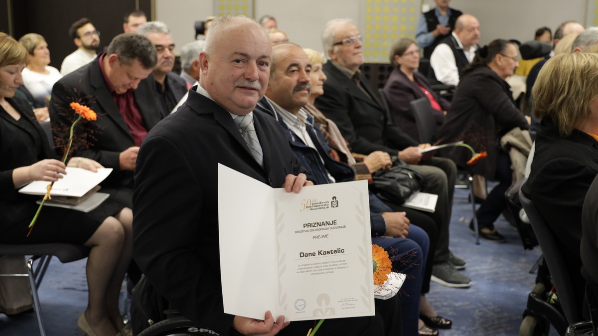 Dane Kastelic, državni svetnik in prejemnik priznanja na 50. obletnici Društva distrofikov Slovenije<br>(Avtor: Milan Skledar)
