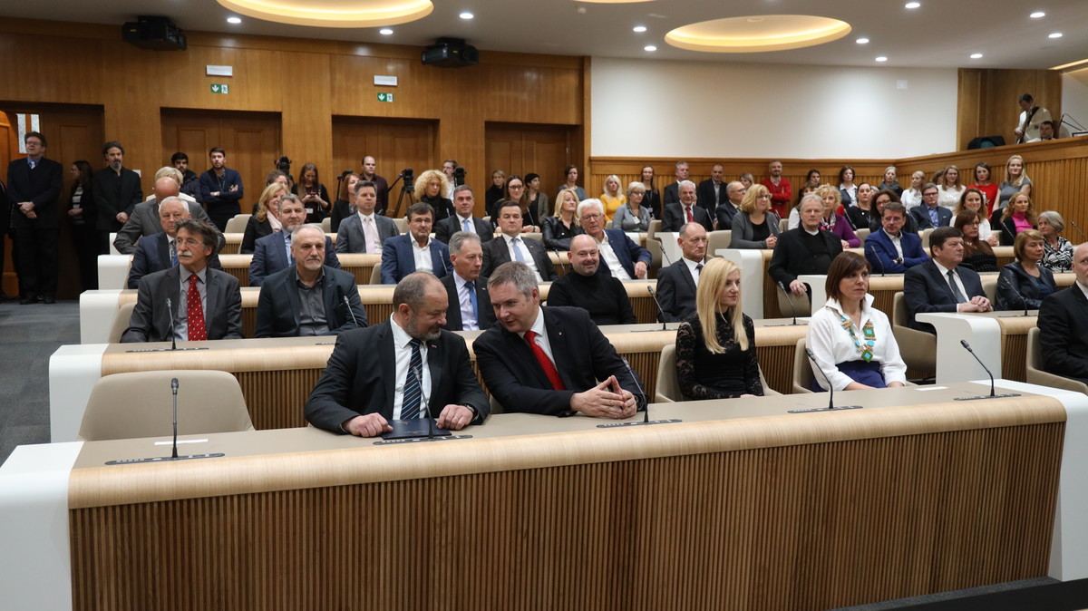 Odprtje prenovljene dvorane Državnega sveta, 23. 12. 2019<br>(Avtor: Milan Skledar)