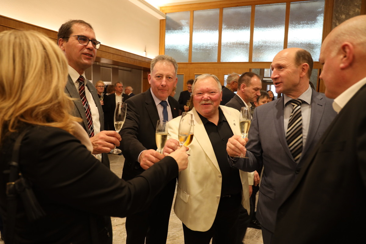 Prenovljeno je tudi preddverje dvorane Državnega sveta RS<br>(Avtor: Milan Skledar)