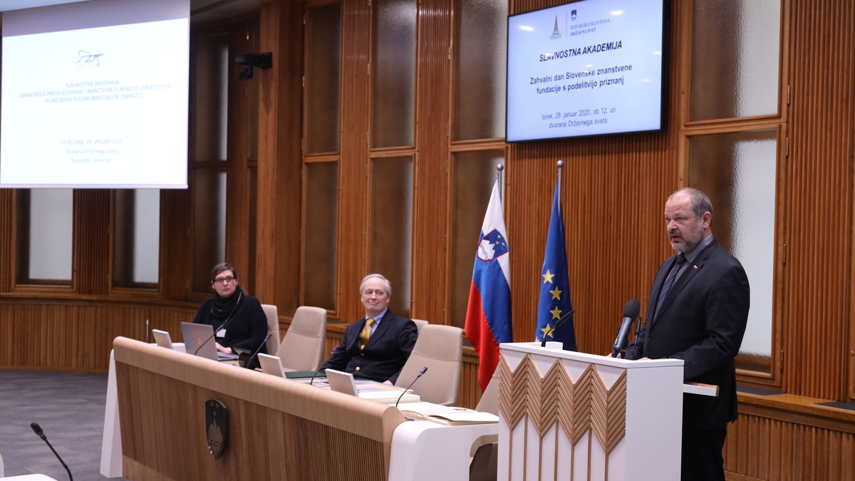 Alojz Kovšca, predsednik Državnega sveta RS, Slavnostna akademija Slovenske znanstvene fundacije, 2020<br>(Avtor: Milan Skledar)