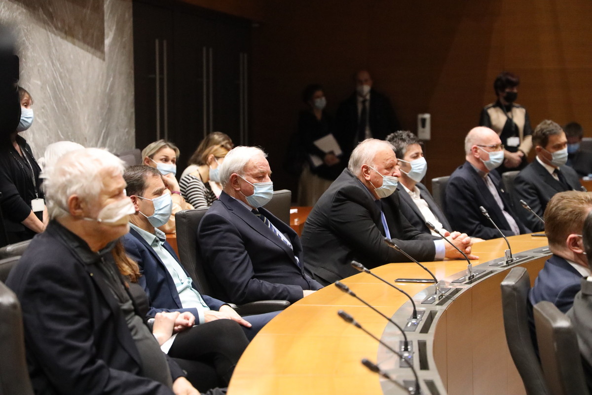 Slavnostna akademija Društva poslancev 90, 2021<br>(Avtor: Milan Skledar)