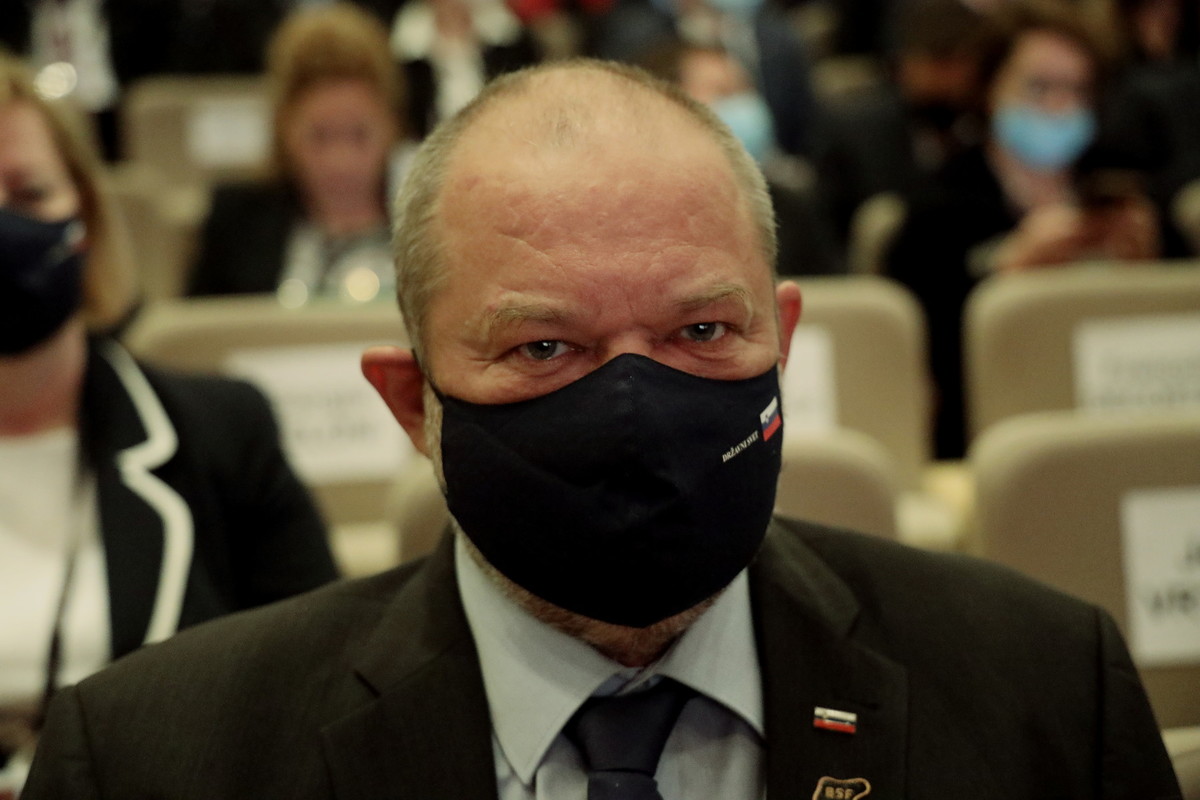 Alojz Kovšca, predsednik Državnega sveta RS, prihod na 16. Blejski strateški forum<br>(Avtor: Milan Skledar)