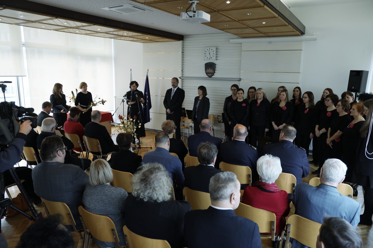 Udeleženci na slavnostni podelitvi plaket<br>(Avtor: Milan Skledar)