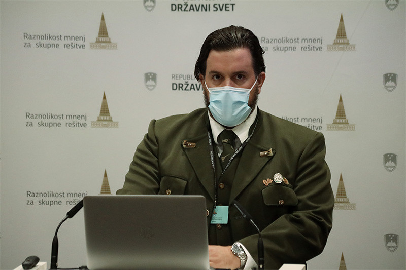 Posvet: Mesto kinologije v sodobni družbi - problemi in vprašanja<br>(Avtor: Milan Skledar)