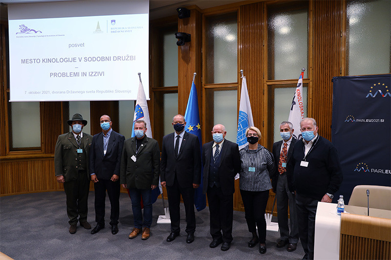 Posvet: Mesto kinologije v sodobni družbi - problemi in vprašanja<br>(Avtor: Milan Skledar)