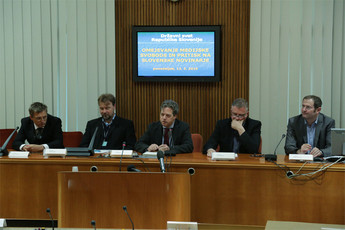 Peter Jančič, Jože Možina, Tino Mamić, Igor Pirkovič, Nenad Glücks<br>(Avtor: Milan Skledar)