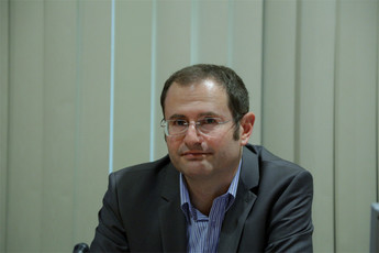 Nenad Glücks, novinar tednika Reporter<br>(Avtor: Milan Skledar)