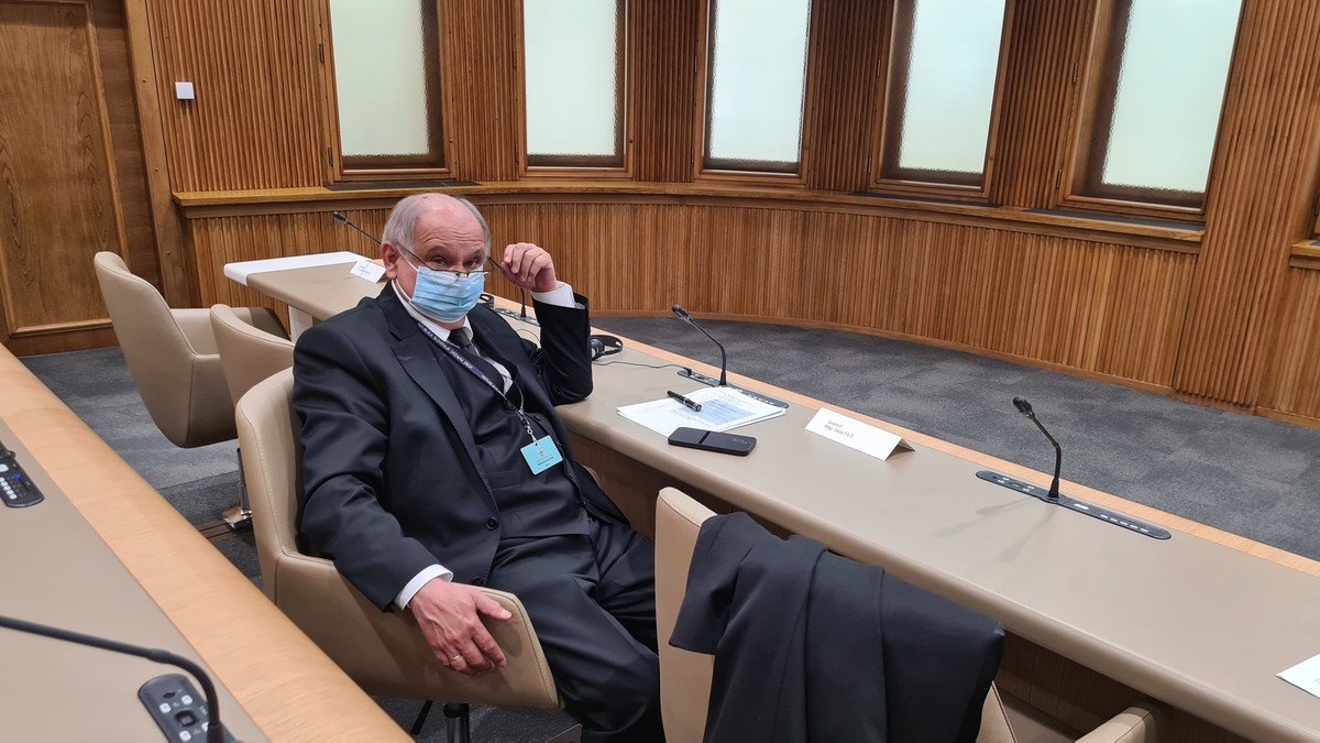 Simpozij: 30 let uveljavljanja svobode veroizpovedi v Republiki Sloveniji<br>(Avtor: Milan Skledar)