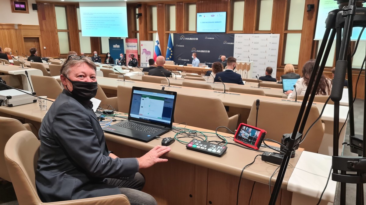 Tako uživam V ŽIVO Milan Skledar, če tehnika služi in internet brezhibno deluje...<br>(Avtor: Milan Skledar)