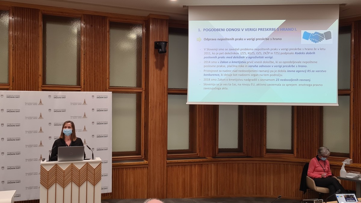 Ana Le Marechal Kolar, Ministrstvo za kmetijstvo, gozdarstvo in prehrano Pomen vzpostavitve in delovanja prehranskih verig za zagotavljanje prehranske varnosti<br>(Avtor: Milan Skledar)