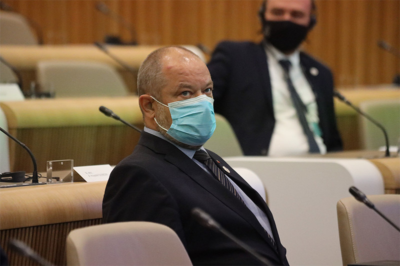 Alojz Kovšca, predsednik Državnega sveta RS. Mednarodna konferenca v Državnem svetu: Navidezna sprava: Tranzicijski procesi v srednji in vzhodni Evropi v primerjalni perspektivi<br>(Avtor: Milan Skledar)