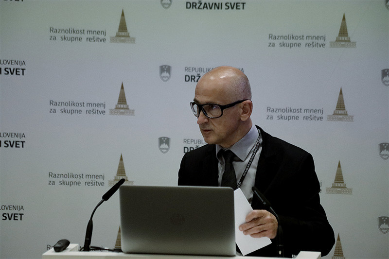 Posvet o vojnih grobovih, pokopališčih in grobiščih<br>(Avtor: Milan Skledar)