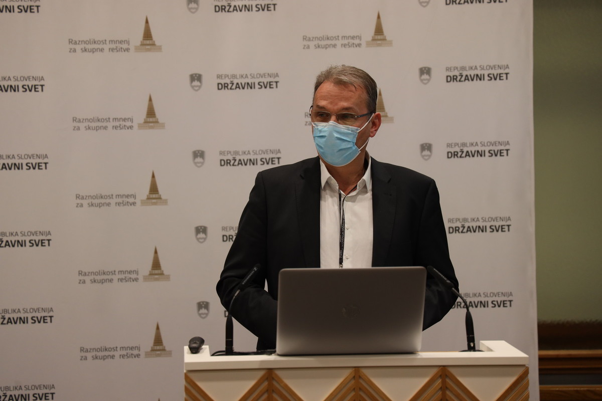 Marjan Podobnik, predsednik SLS. Posvet Prehranska varnost kot strateška dobrina<br>(Avtor: Milan Skledar)
