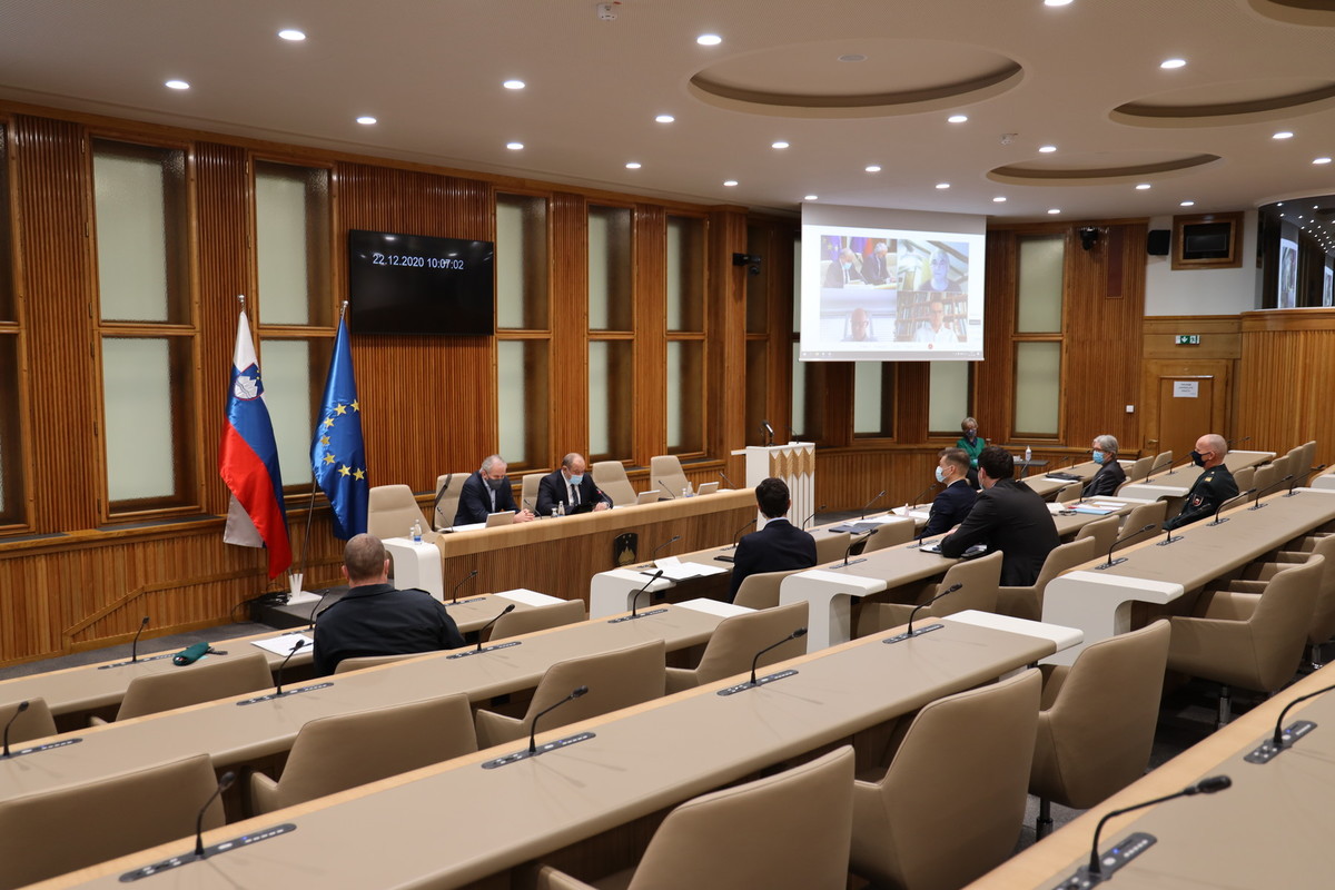 Posvet o nujnosti investicij v Slovensko vojsko (SV) v DS, 2020<br>(Avtor: Milan Skledar)