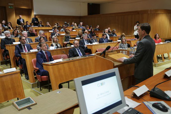 Dr. Miro Cerar, zunanji minister RS na posvetu: Gospodarska diplomacija, primer Slovenije in Nizozemske, 2019<br>(Avtor: Milan Skledar)