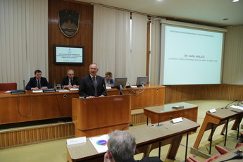 Dr. Darij Krajčič, predsednik Odbora Državnega zbora za zadeve Evropske unije na posvetu: Spoštovanje principa subsidiarnosti v Evropski uniji in Sloveniji<br>(Avtor: Milan Skledar)