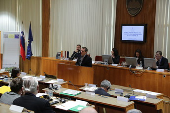Dr. Martin Slavik na posvetu Temna stran meseca II, 2. dan<br>(Avtor: Milan Skledar)