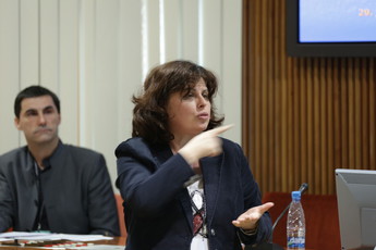Posvet v Državnem svetu: Izzivi in priložnosti gluhih na trgu dela<br>(Avtor: Milan Skledar)