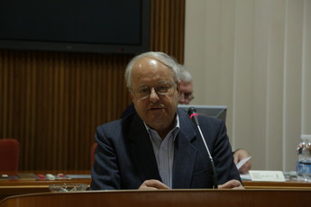 Dr. Peter Kovačič Peršin<br>(Avtor: Milan Skledar)