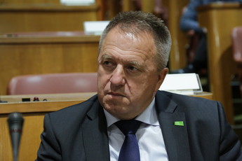 Razvoj gozdno-lesne verige 2016<br>(Avtor: Milan Skledar)