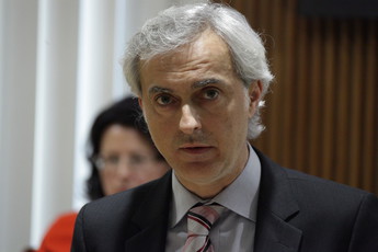 izr. prof. dr. Boštjan Zalar, višji sodnik svetnik na Upravnem sodišču RS<br>(Avtor: Milan Skledar)