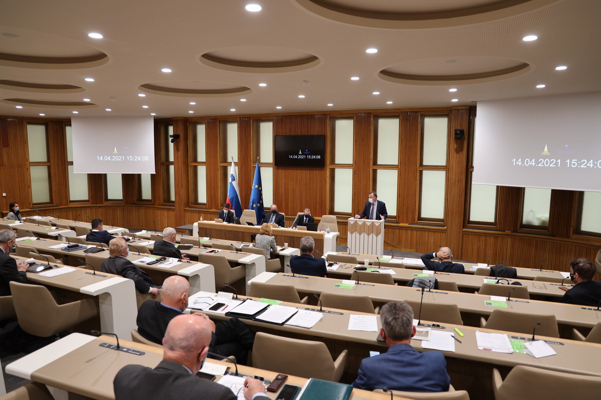 39. redna seja Državnega sveta RS<br>(Avtor: Milan Skledar)