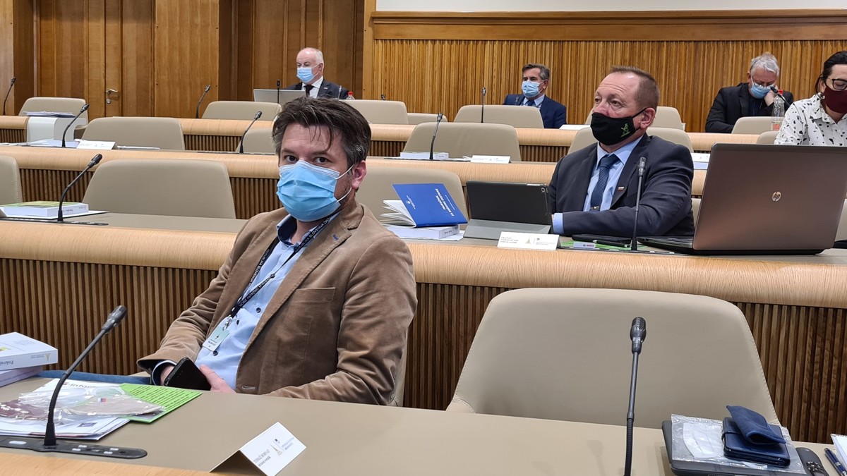 Dr. Boštjan Brezovnik, Evropska pravna fakulteta Nove univerze na 34. redni seji DS RS, 2020<br>(Avtor: Milan Skledar)
