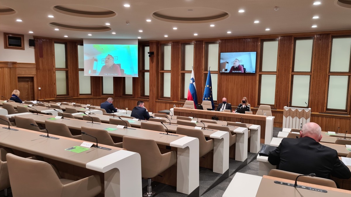 Mag. Miroslav Ribič, 22. izredna seja DS RS<br>(Avtor: Milan Skledar)