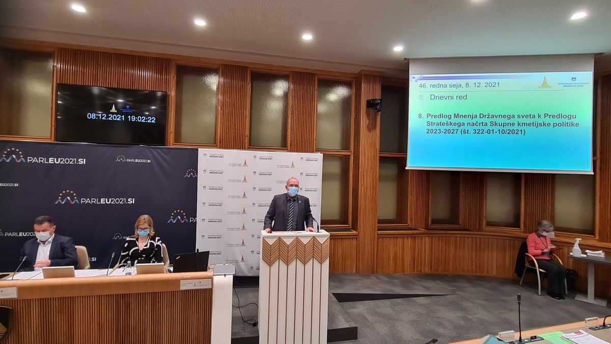 Dr Jože Podgoršek, kmetijski minister na 46. redni seji Državnega sveta  o predlogu Strateškega načrta Skupne kmetijske politike 2023 - 2027<br>(Avtor: Milan Skledar)