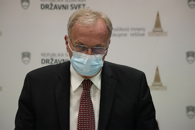 Mag. Dušan Verbič, poslanec Državnega zbora RS. 27. izredna seja o predlogu odložilnega veta o lekarniški dejavnosti<br>(Avtor: Milan Skledar)