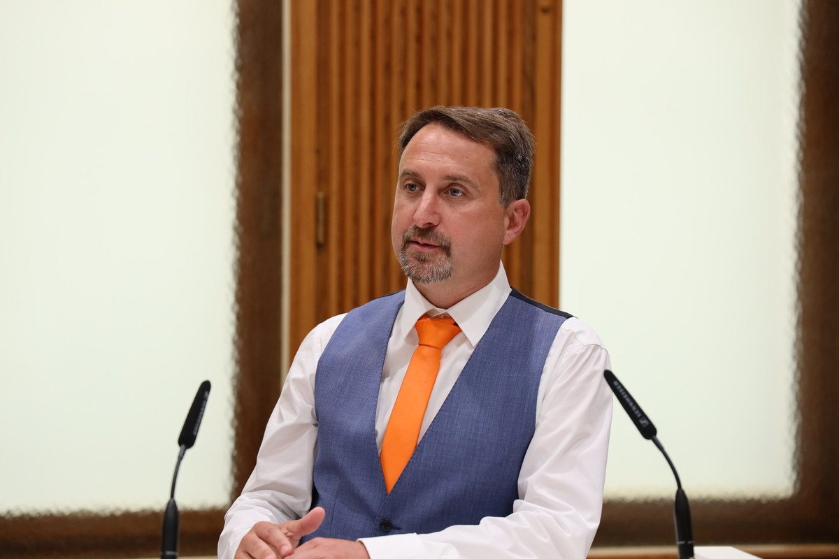 Mag. Igor Velov, državni svetnik<br>(Avtor: Milan Skledar)