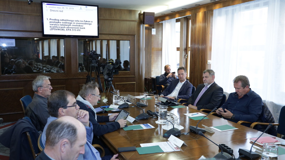 6. izredna seja Državnega sveta v znamenju dveh odložilnih vetov<br>(Avtor: Milan Skledar)