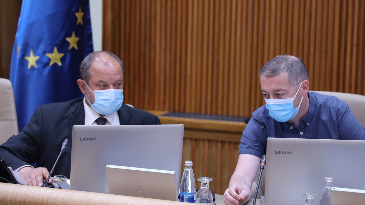 Alojz Kovšca, predsednik Državnega sveta RS in dr. Dušan Štrus, sekretar Državnega sveta RS<br>(Avtor: Milan Skledar)