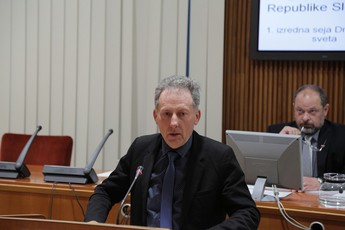 Branko Tomažič, državni svetnik, 1. izredna seja DS, VI. mandat<br>(Avtor: Milan Skledar)