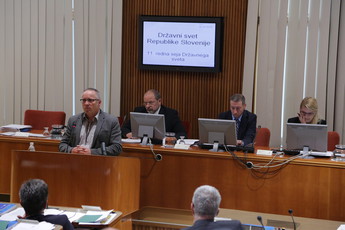 Mag. Silvo Škornik, Ministrstvo za infrastrukturo na 11. redni seji DS<br>(Avtor: Milan Skledar)