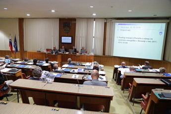 Mag. Silvo Škornik, Ministrstvo za infrastrukturo na 11. redni seji DS<br>(Avtor: Milan Skledar)