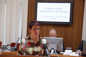 Lidija Jerkič, državna svetnica na 11. redni seji DS<br>(Avtor: Milan Skledar)