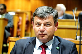 28. izredna seja DS<br>(Avtor: Milan Skledar)