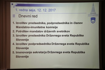 1. ustanovna seja Državnega sveta v VI. mandatu, 12. 12. 2017<br>(Avtor: Milan Skledar)