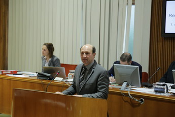 Franci Rokavec, državni svetnik in župan občine Litija, 12. 12.  2017 na 1. ustanovni seji Državnega sveta v VI. mandatu<br>(Avtor: Milan Skledar Stv Skledar)