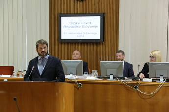 51. redna seja DS<br>(Avtor: Milan Skledar)