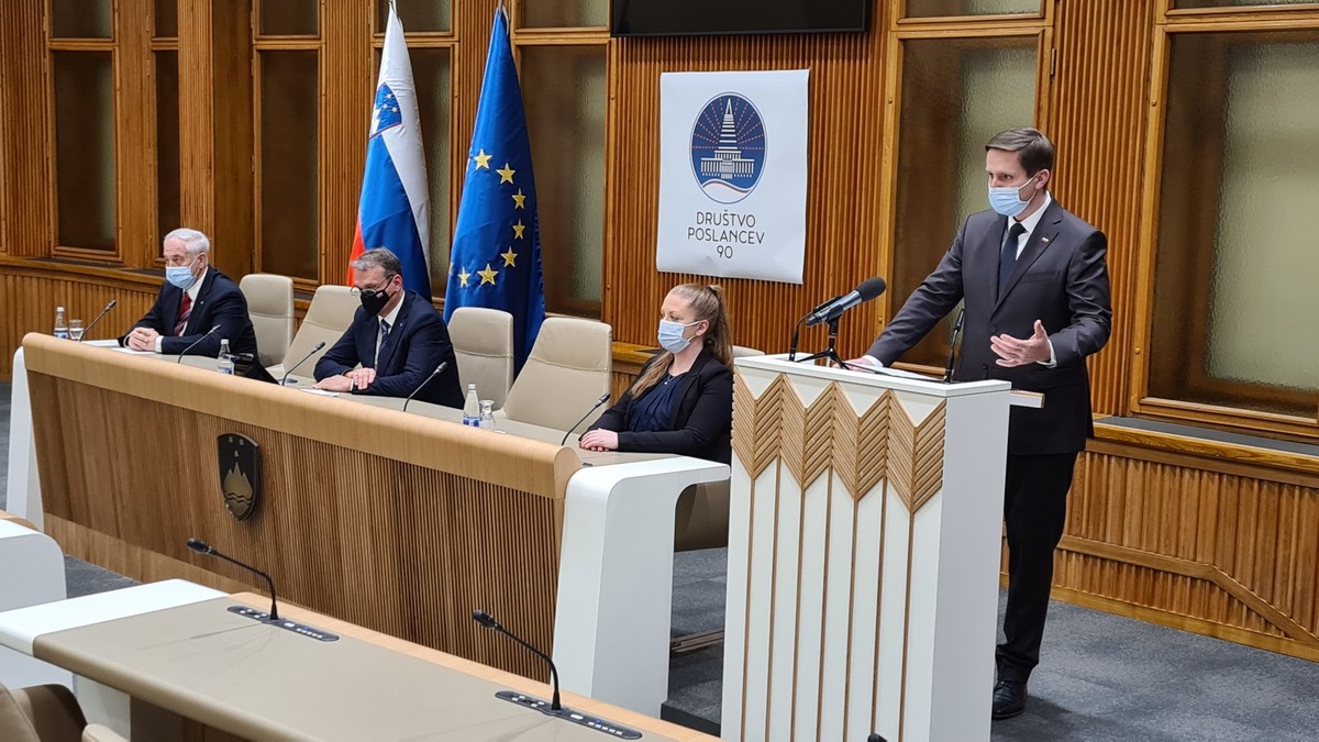 Igor Zorčič, predsednik Državnega zbora RS, slovesnost Društva poslancev 90 ob 30. obletnici plebiscita za samostojno in neodvisno Slovenij<br>(Avtor: Milan Skledar)