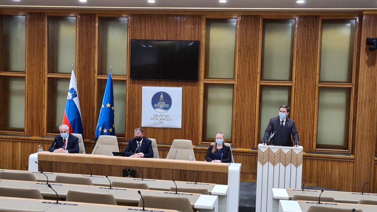 Igor Zorčič, predsednik Državnega zbora RS, slovesnost Društva poslancev 90 ob 30. obletnici plebiscita za samostojno in neodvisno Slovenij<br>(Avtor: Milan Skledar)