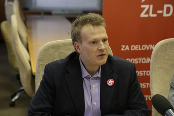 Novinarska konferenca ZL-DSD<br>(Avtor: Milan Skledar)