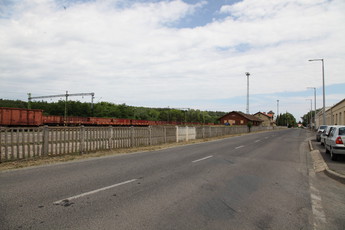 Pogled na železniško postajo Sarvar<br>(Avtor: Milan Skledar)